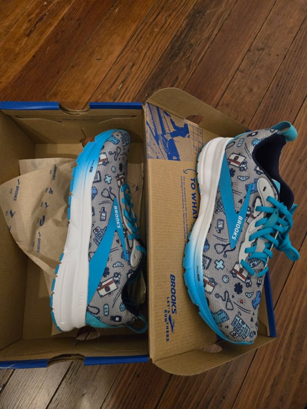 Brooks W8 Brand new | Medical Pattern - Picture 2 of 2